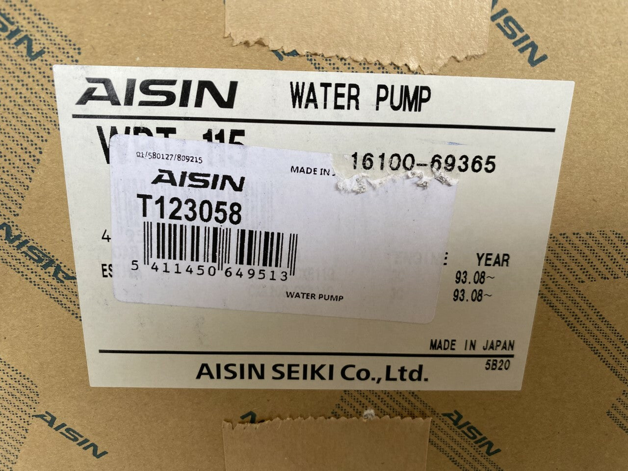 Aisin T123058 Water Pump