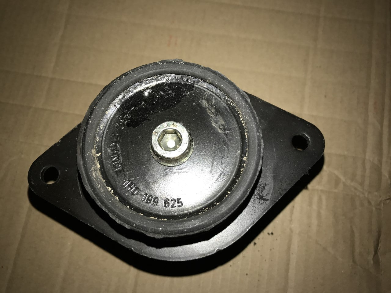 Rear Right Engine Mounting VW Passat 90-97 2.0 1.9td Lemforder 1438901