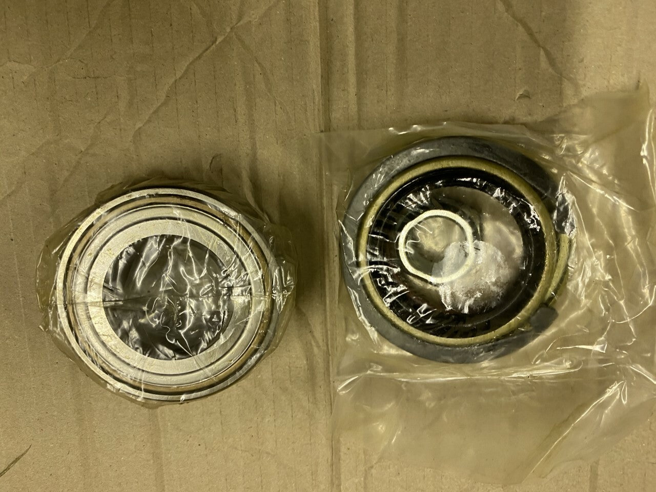 SKF VKBA6913 Front Wheel Bearing Kit fits Mitsubishi