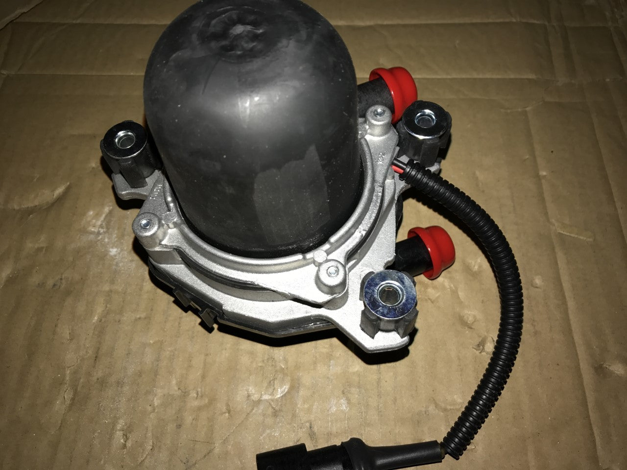 Secondary Air Pump fits Citroen C4 C5  Picaso Peugeot 206 306/307/407 Febi 44500