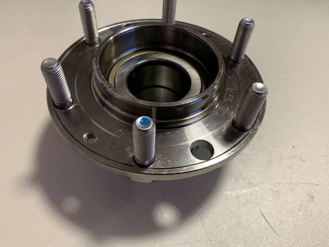 Rear Wheel Bearing Hub Kit for KIA:GRAND CARNIVAL III 3 Ashika 44-20312