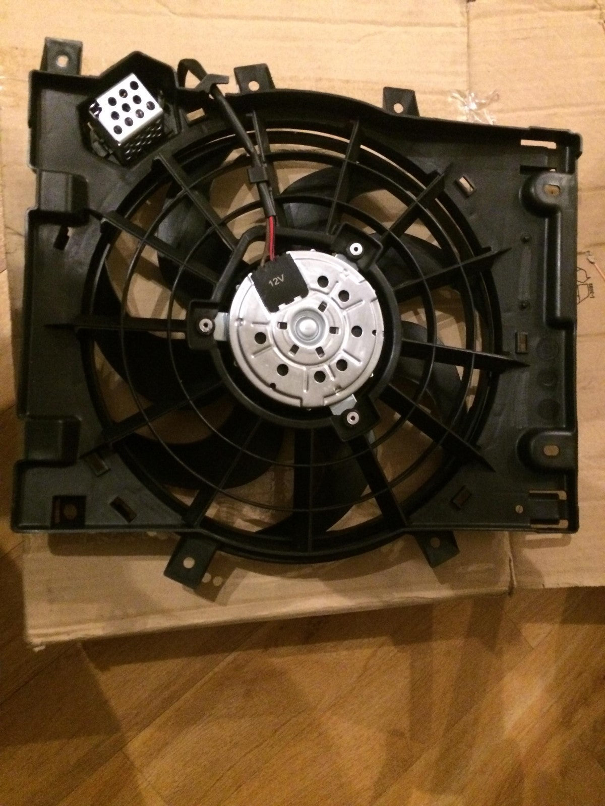 Vauxhall Zafira B MK2 / Astra MK5 Cooling Fan GA200827 NEW BOXED
