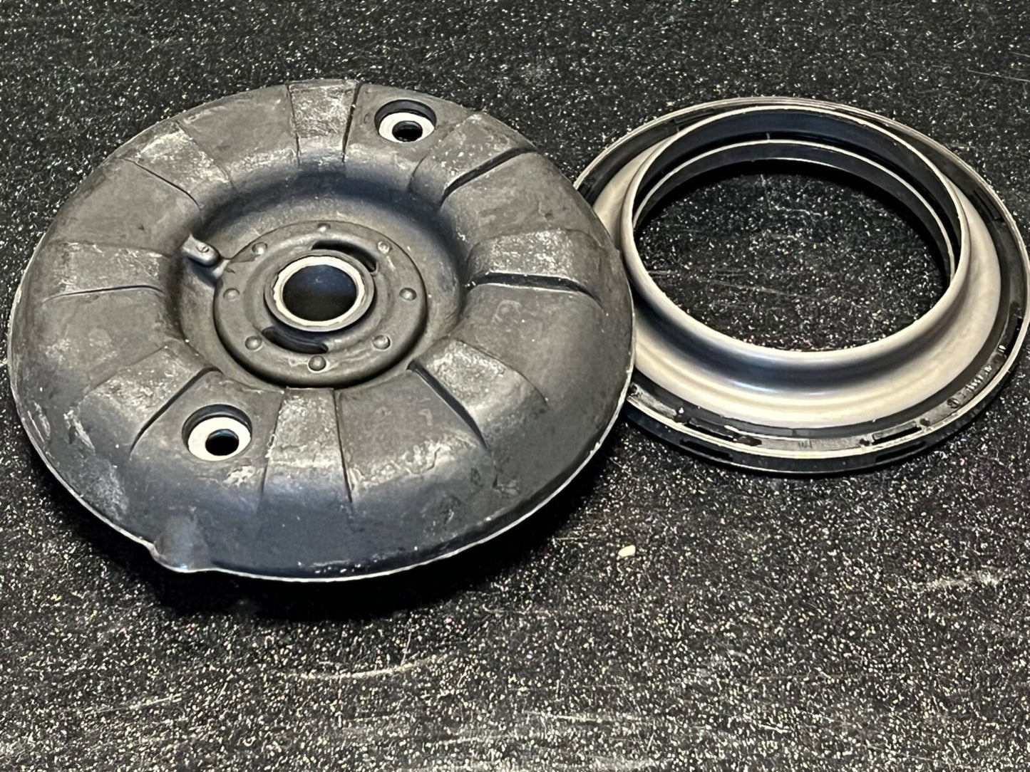SNR KB659.49 Top Strut Mount