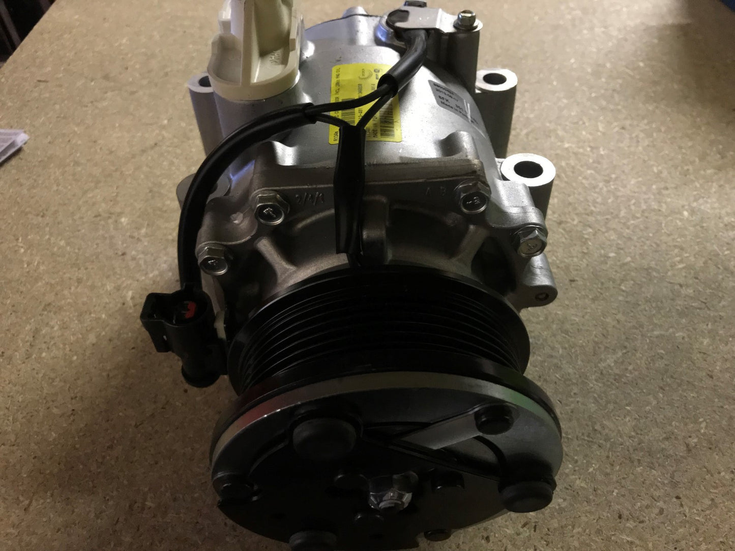 Air Conditioning Compressor Pump Ford Mondeo Transit 8FK351113-401