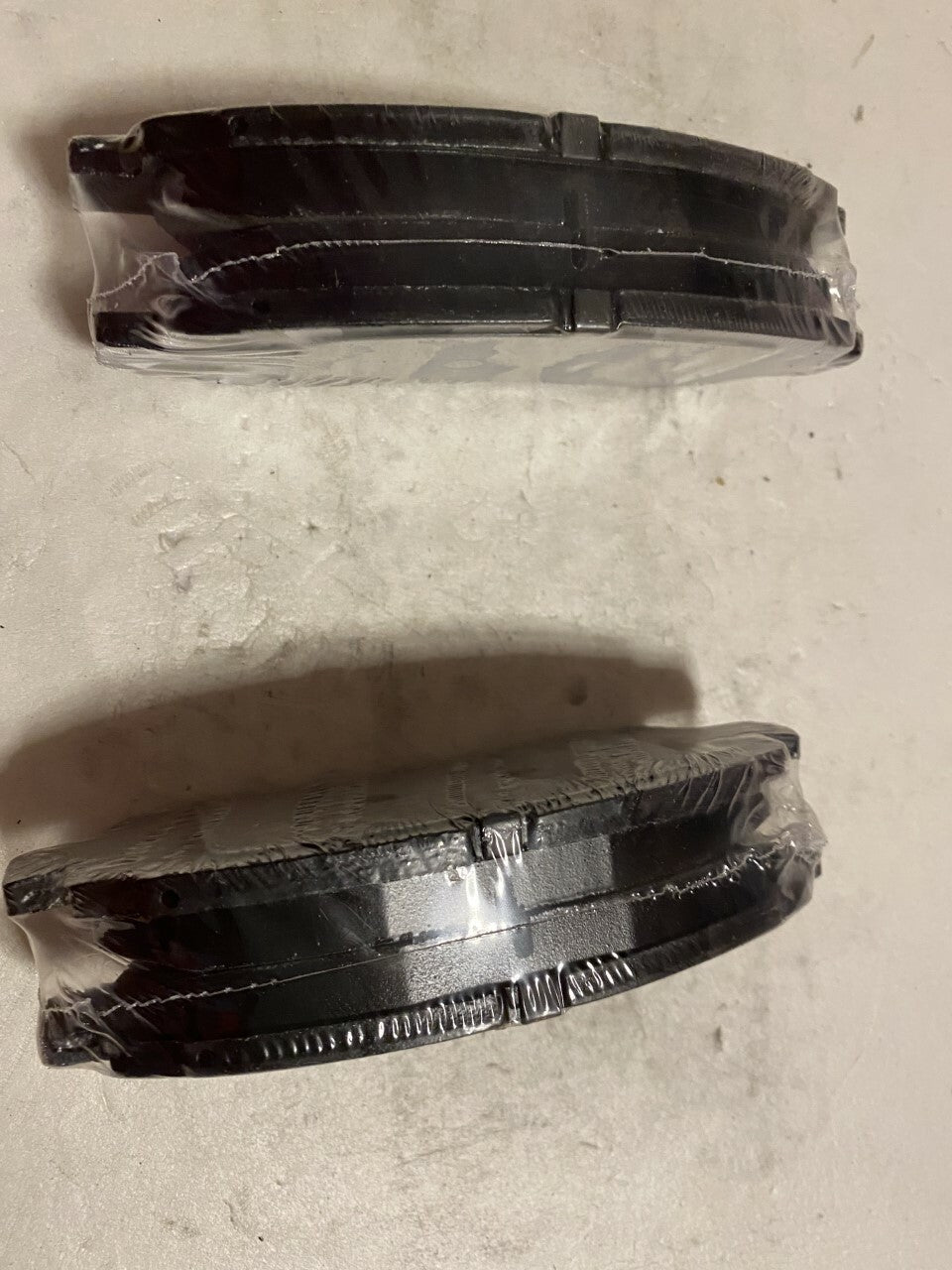 Solid Auto T104037 Front Brake Pad Set