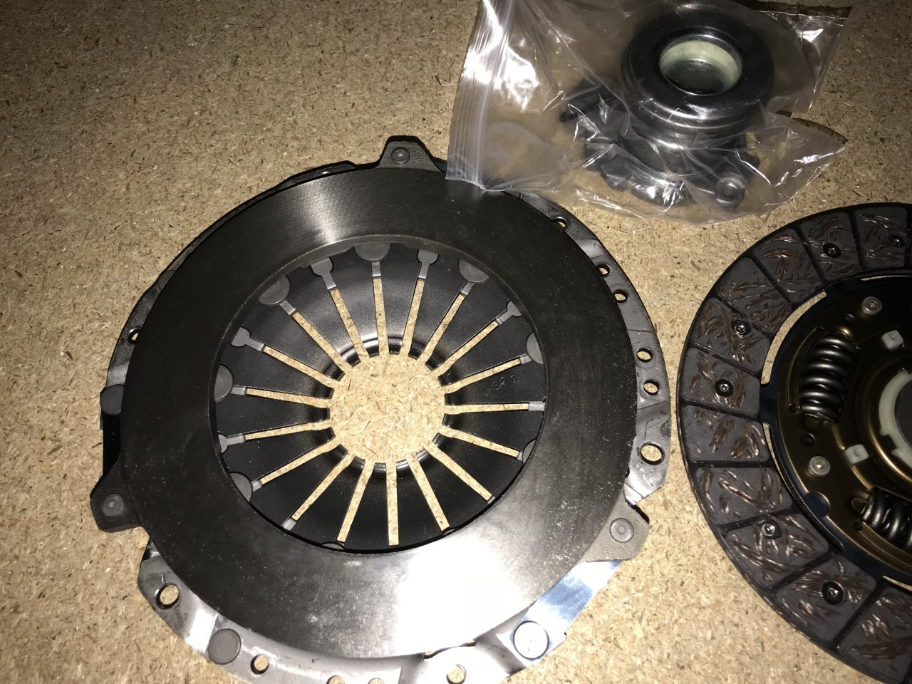 3 Piece Clutch Vauxhall Astra Twintop Van Combo Meriva Zafira Saab 9-3 QKT2771AF