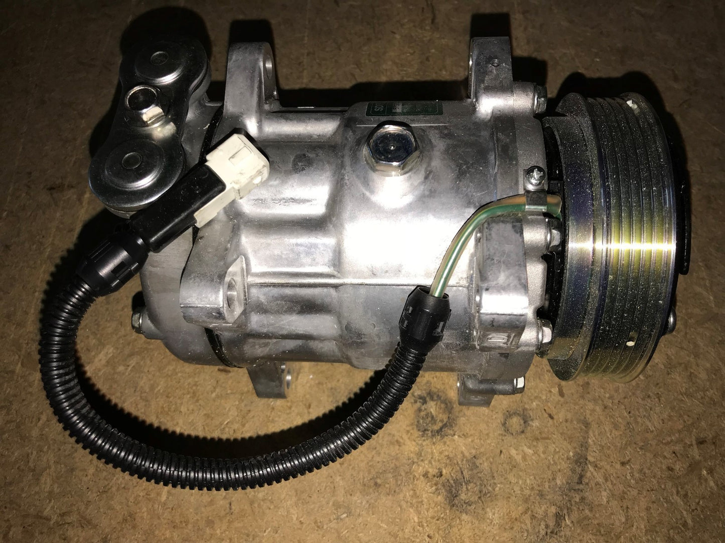 Air Con Compressor for Peugeot 306 106 206 Partner Citroen Saxo Xsara 9616821580