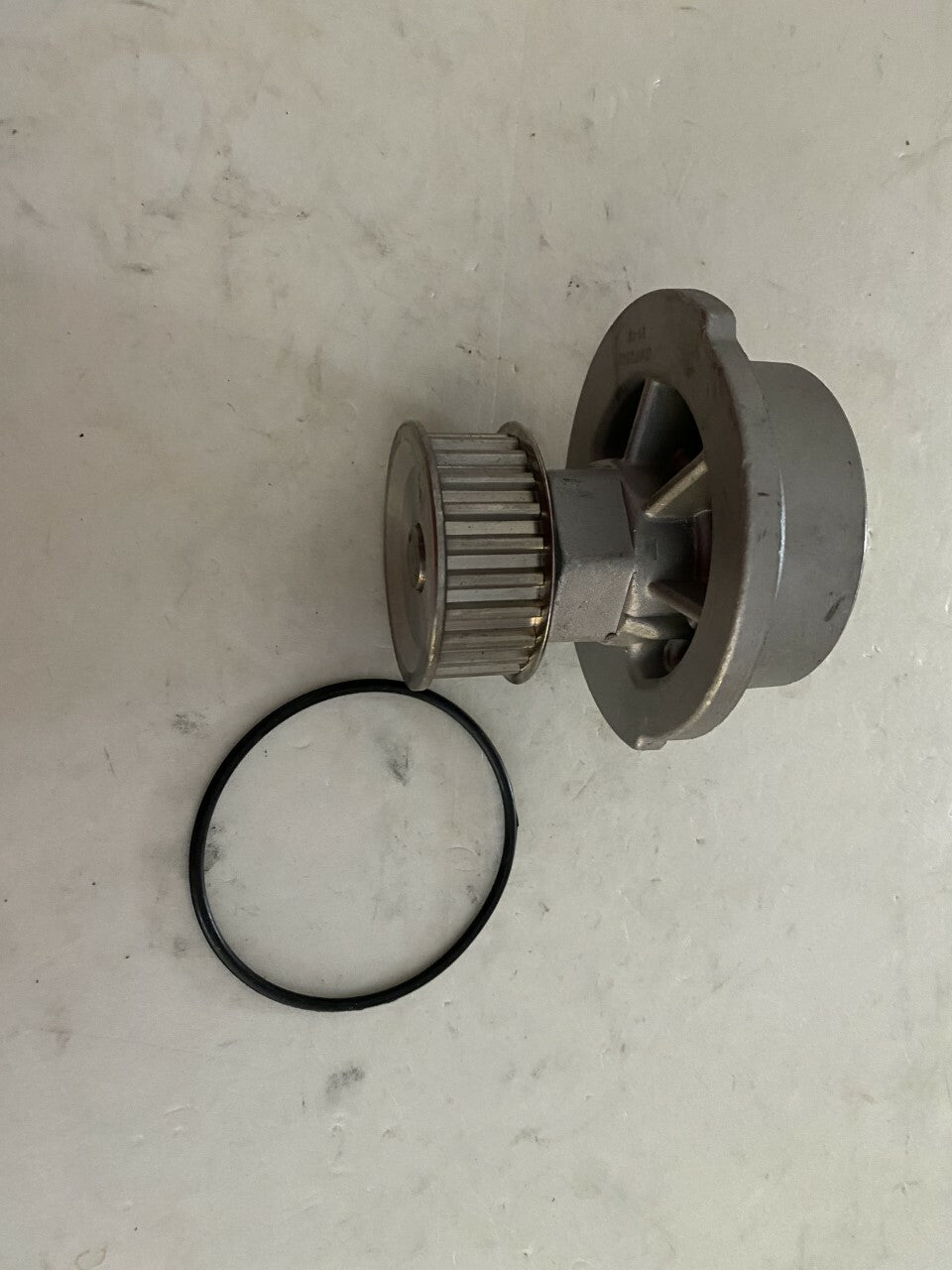 Unipart GWP2502 FWP1574 Water Pump fits Vauxhall Opel