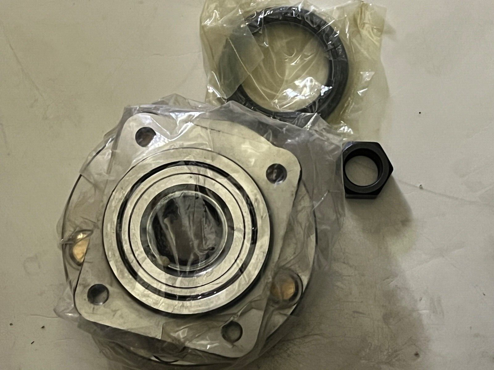 SNR R186.01 Front Wheel Bearing fits Chrysler Tacuma Voyager