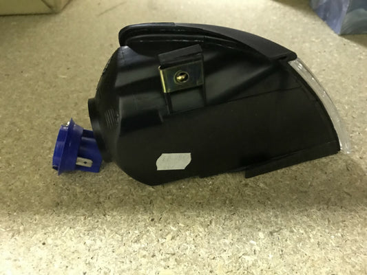 085336 Front Near Side Passenger Side Indicator Lamp fits Austin