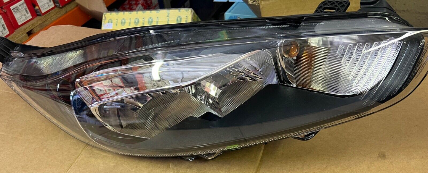 20-200-01119 Right Driver Side Headlight Headlamp Varroc fit Ford Fiesta MK VI
