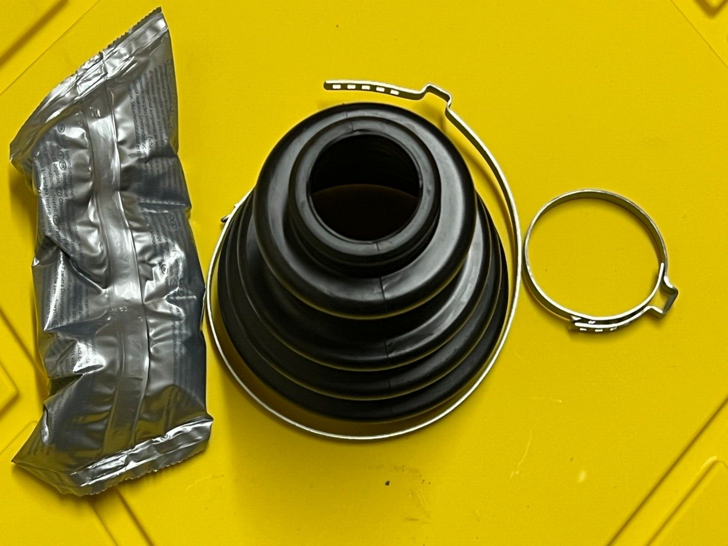 Spidan 23007 CV Boot Kit fits Renault Trafi Peugeot