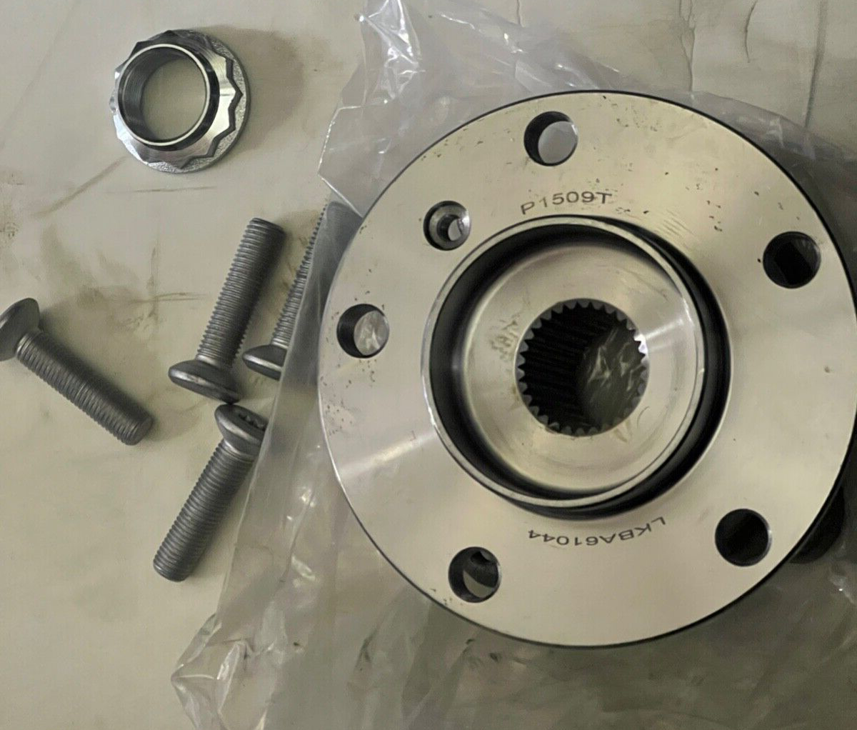 Q Drive LKBA61044 28491 Wheel Bearing Kit fits BMW X5 X6