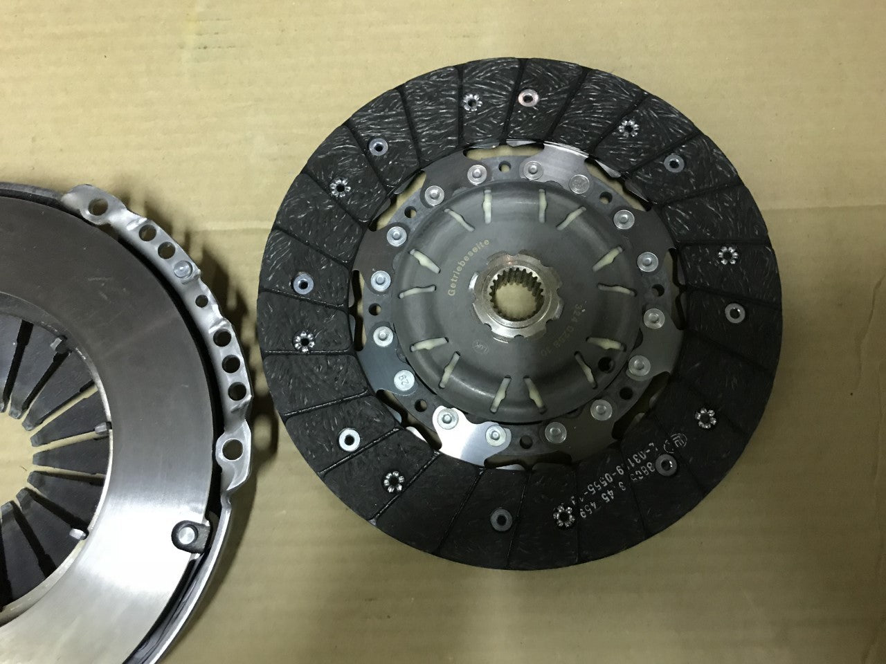 2 Piece Clutch Seat Leon Skoda Fabia Octavia VW Bora Golf LUK 624304909