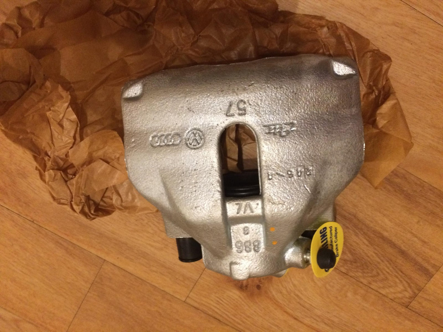 Audi A6 2.5 2.6 2.8 / Audi 100 2.6 2.8 /Front Brake Caliper Girling 7112157 NEW