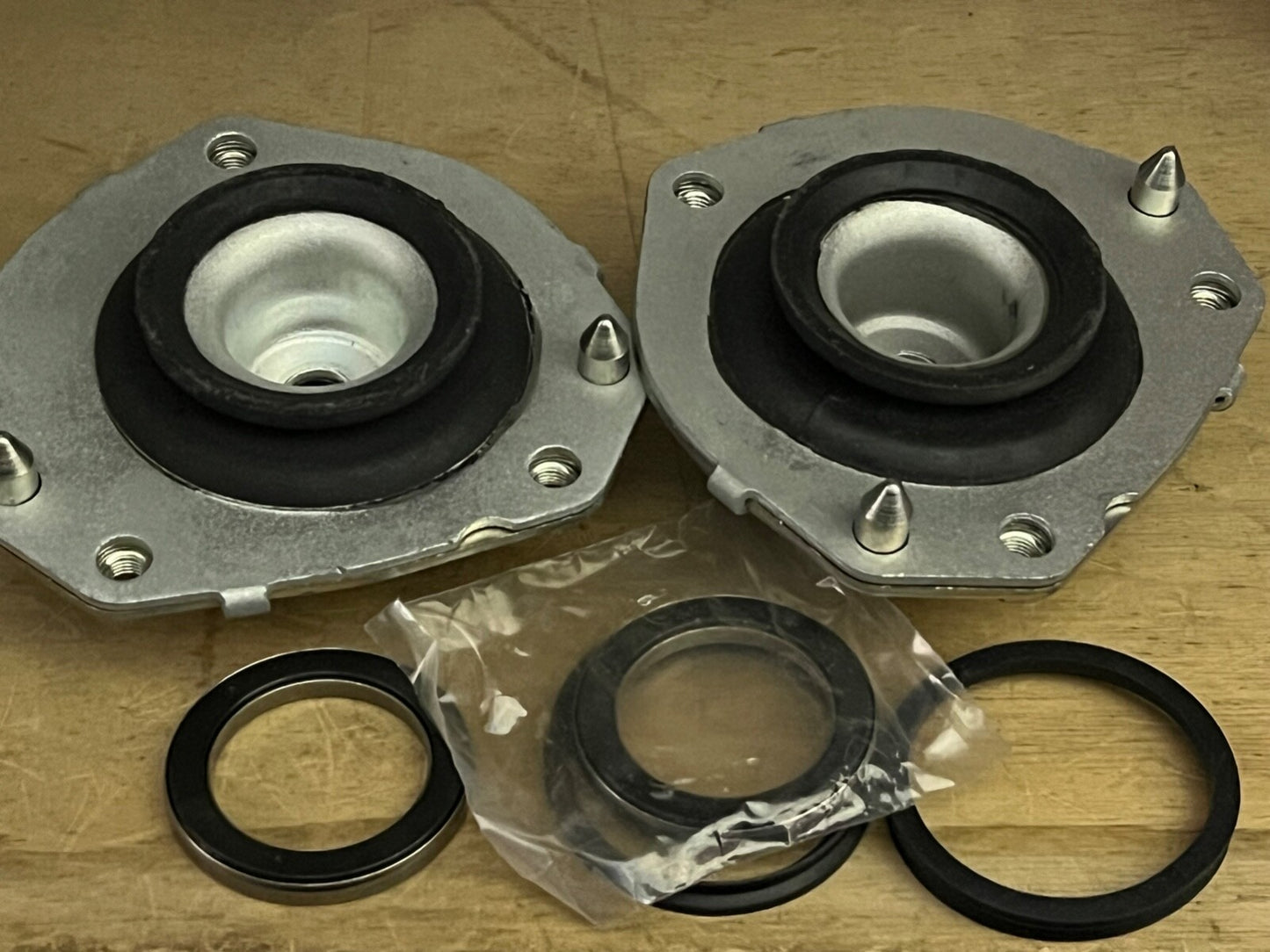 SKF VKDA35313T 2 x Suspension Strut Mount Fit Fiat Ducato Peugeot Boxer Relay
