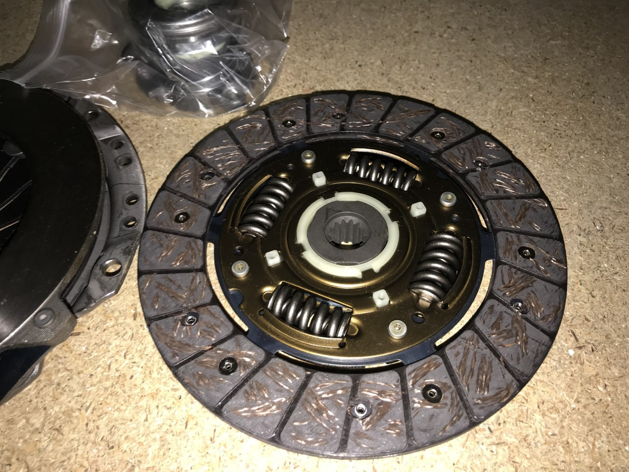 3 Piece Clutch Vauxhall Astra Twintop Van Combo Meriva Zafira Saab 9-3 QKT2771AF