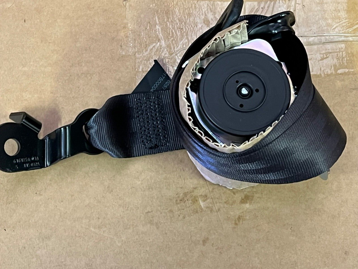 13427741 New Vauxhall Corsa E 2014-2019 Front Drivers Right for 5 Door Seat Belt