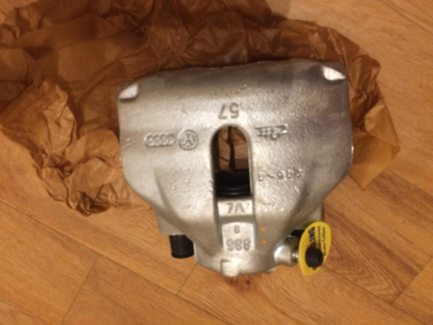 Audi A6 2.5 2.6 2.8 / Audi 100 2.6 2.8 /Front Brake Caliper Girling 7112157 NEW