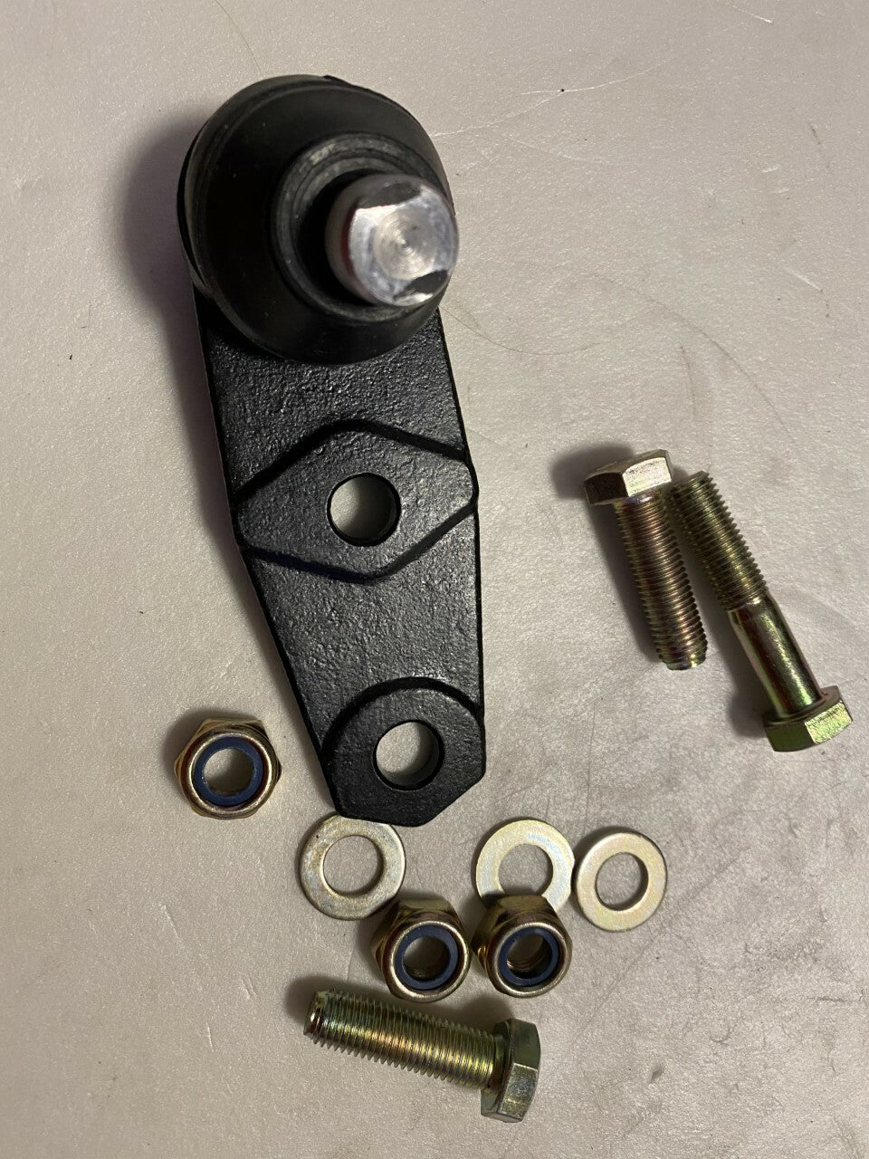 STJ885 Ball Joint 10mm Holes fits Ford