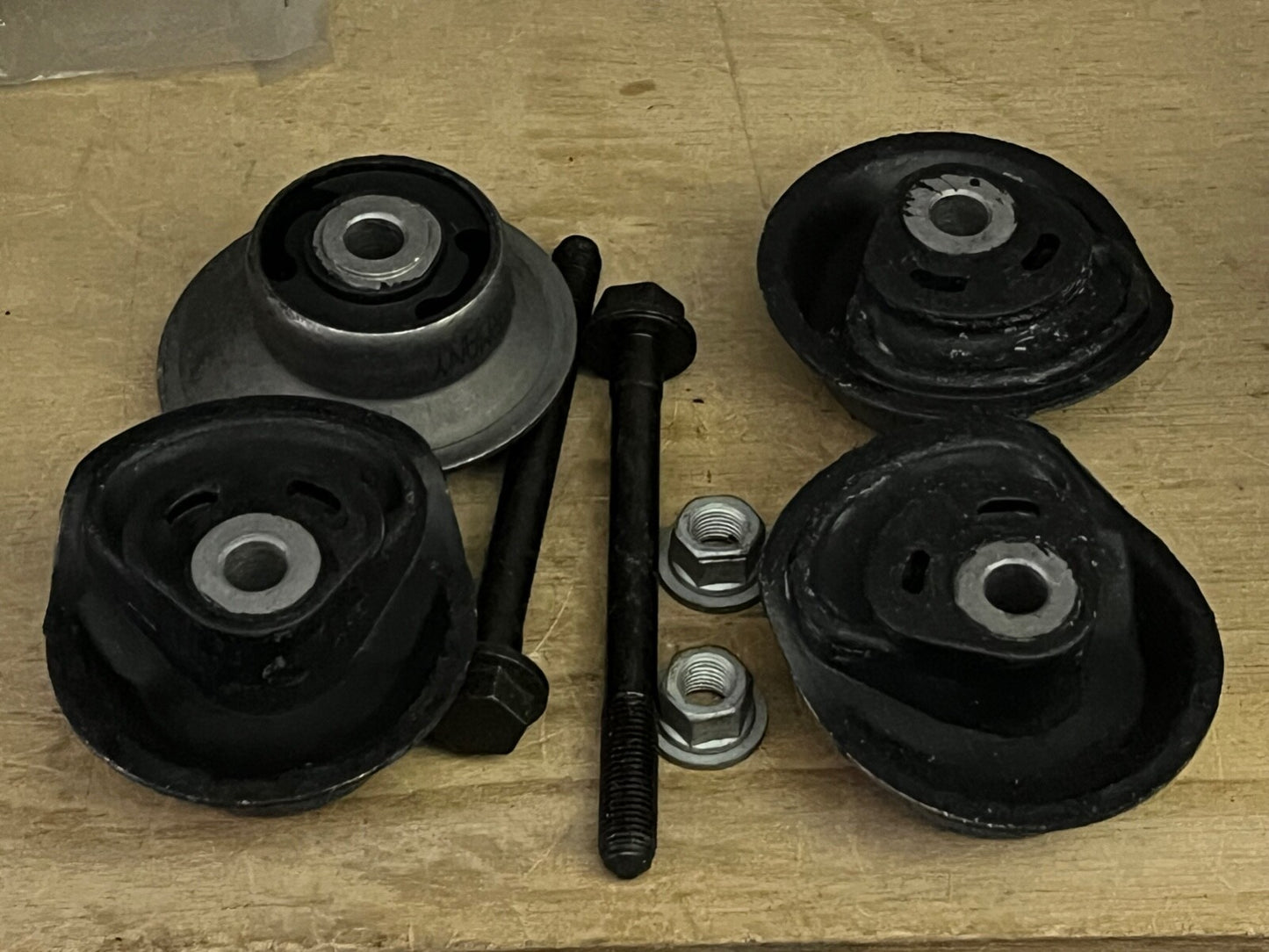 Vaico V10-1415 Axle Beam Repair Kit fits VW GOLF