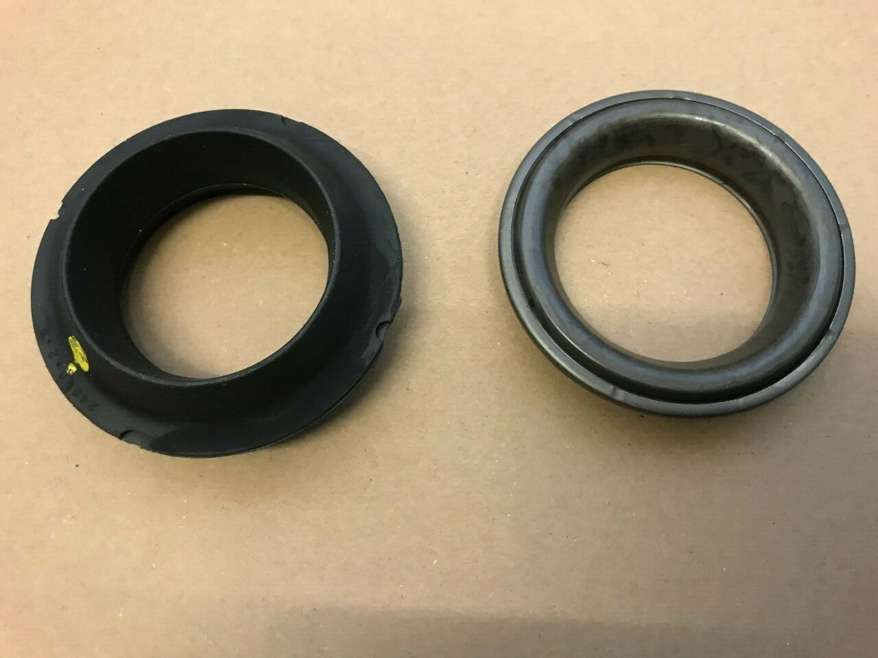 SKF VKDA35305 Bush-Mounting for Peugeot