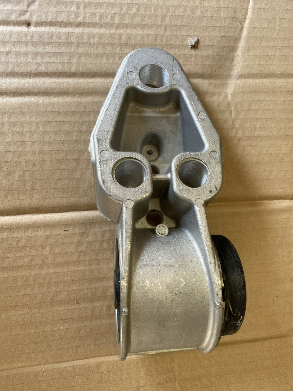 QH EMS8405 Suspension Control/Wishbone/Arm Bushing/Mount fits Audi Skoda VW