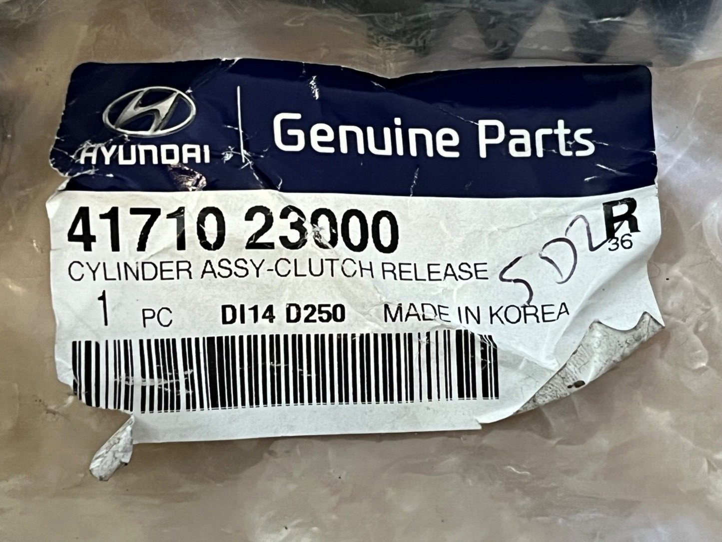 4171023000 Genuine Hyundai Clutch Slave Cylinder also fits Kia
