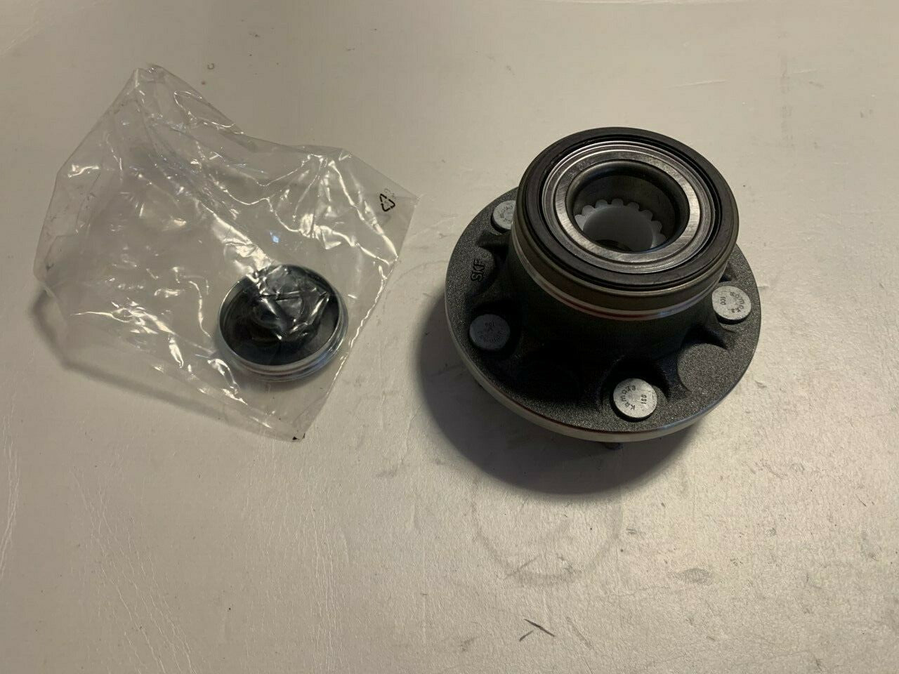 QH QWB1306/DWB1306  Wheel Bearing Kit fits Ford