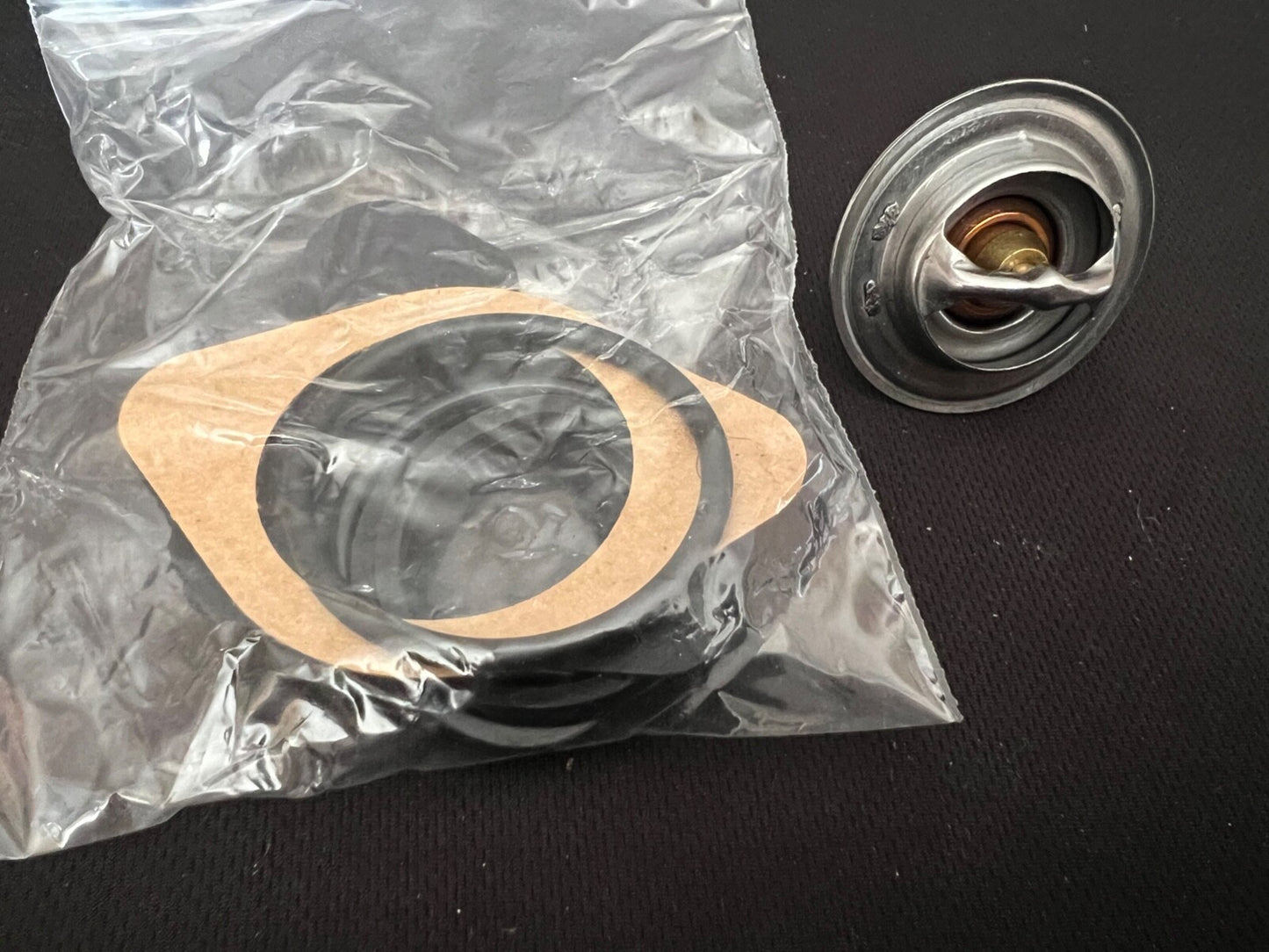 Thermostat Kit for Citroen C4 2004-2011 Continental Direct CTH118K