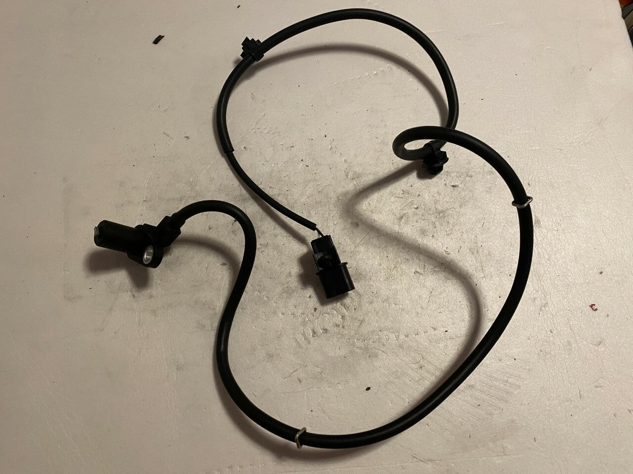 Solid Auto M370006 Wheel Speed Sensor ABS Sensor