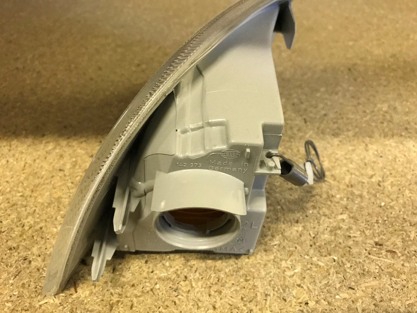 Front Left Hand Indicator Light Lamp Fiat Punto 93-00 Hella 2BA006749-051