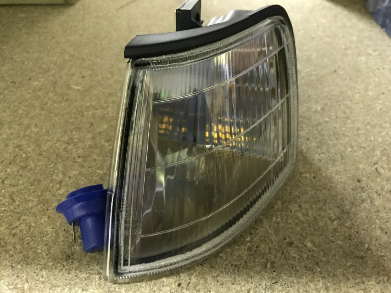085336 Front Near Side Passenger Side Indicator Lamp fits Austin