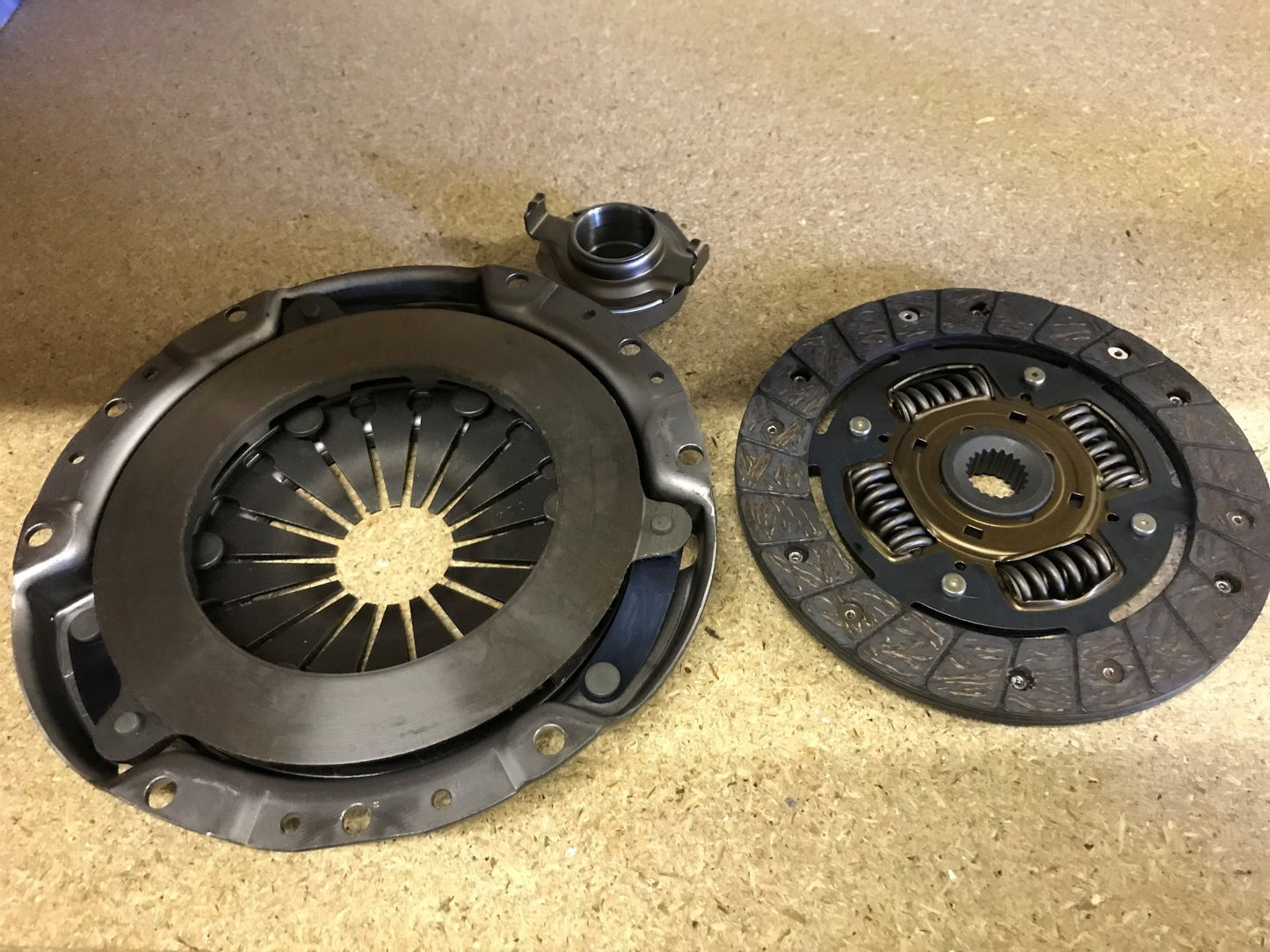 3 Piece Clutch Cover Plate Bearing Mazda 323 1980-1995 Japanparts KF-315