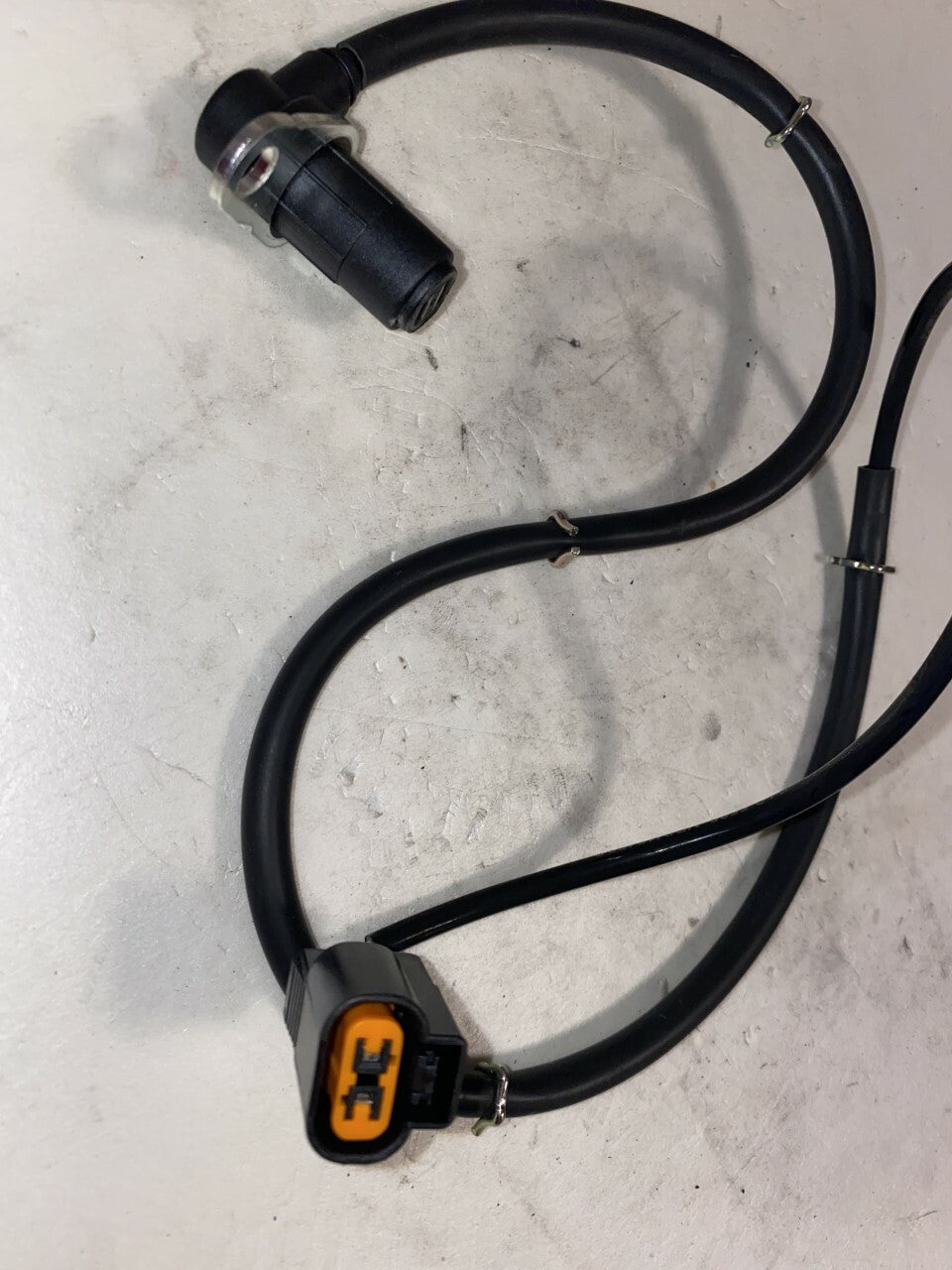 Solid Auto M370004 Wheel Speed Sensor ABS Sensor