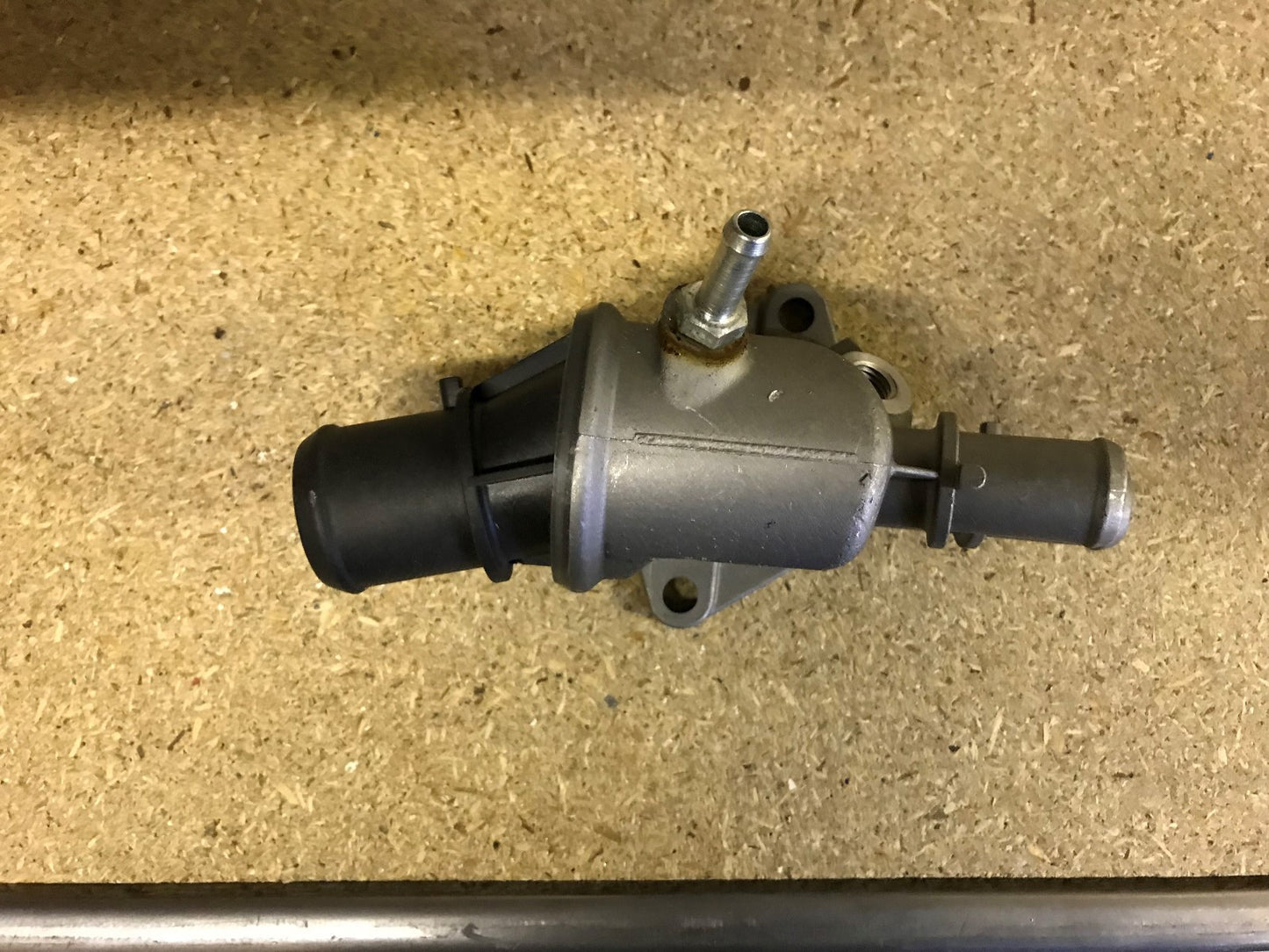 Thermostat Housing Alfa Romeo 166 156 Lancia Kappa FAE 5339688 339688 657688