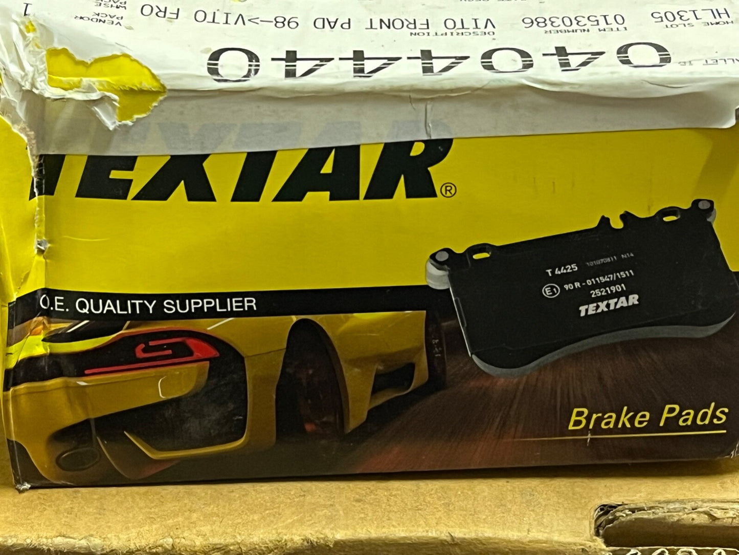 Textar 2302201 Front Brake Pad Set fits Mercedes V Class Vito