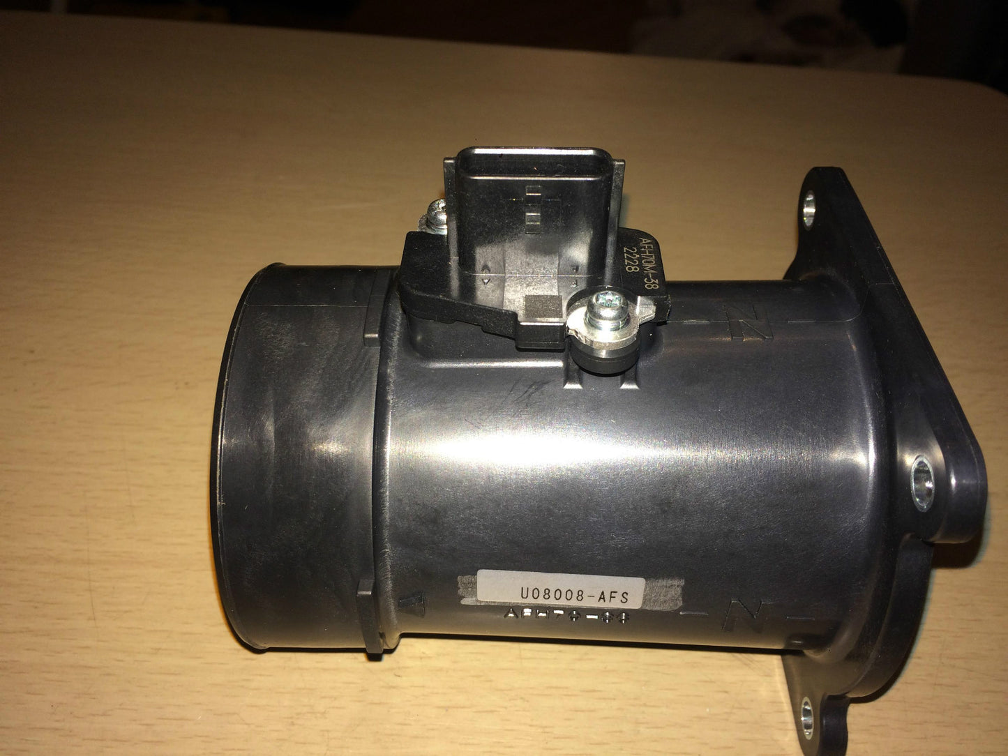 Air Flow Meter MAF Sensor fits Nissan Patrol Primera P12 W12 X Trail ADN174207C