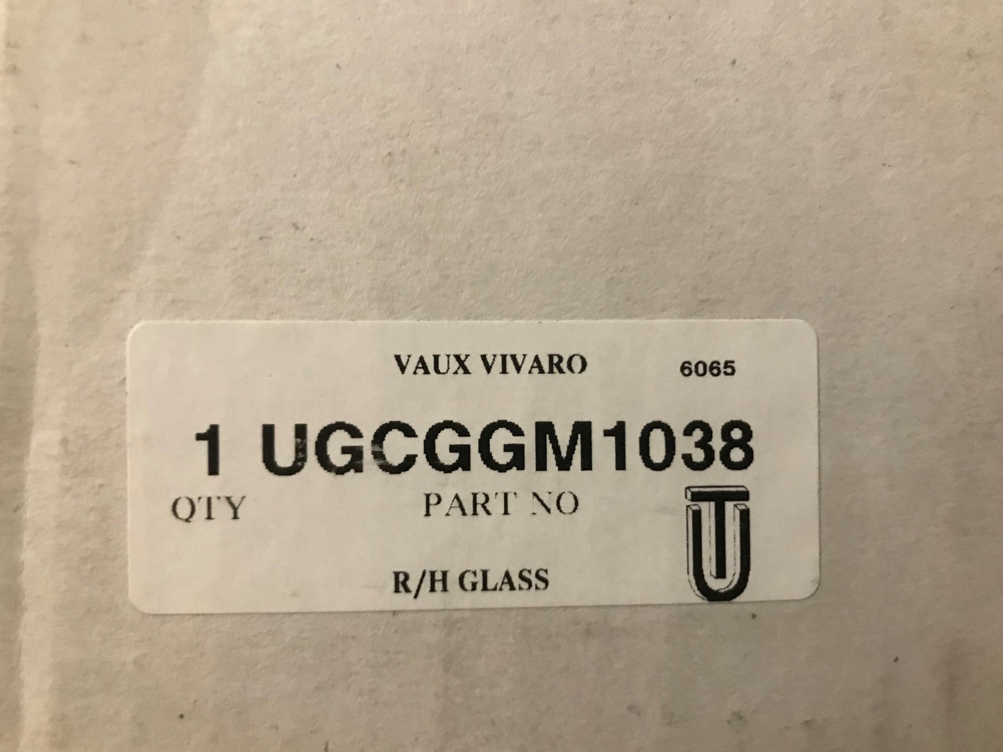 Right Hand Side Driver's Side Wing Mirror Glass Vauxhall Vivaro GGM1038