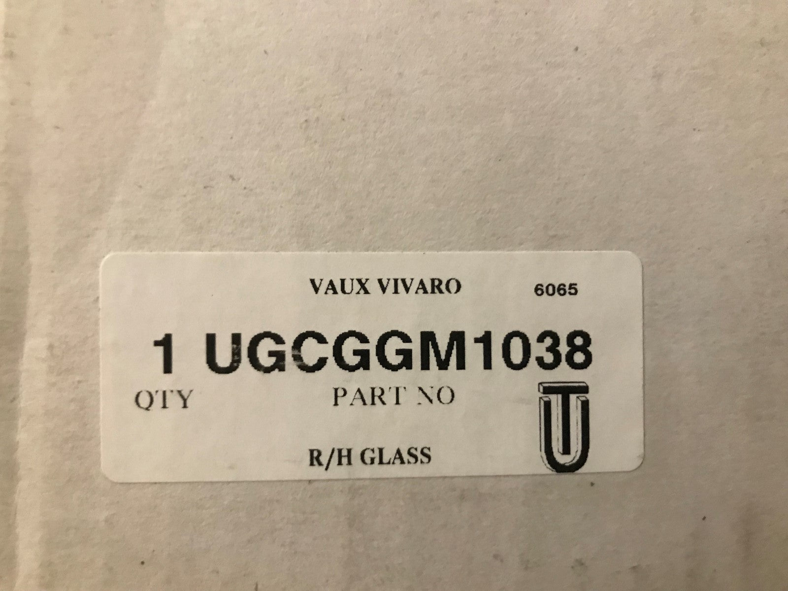 Right Hand Side Driver's Side Wing Mirror Glass Vauxhall Vivaro GGM1038