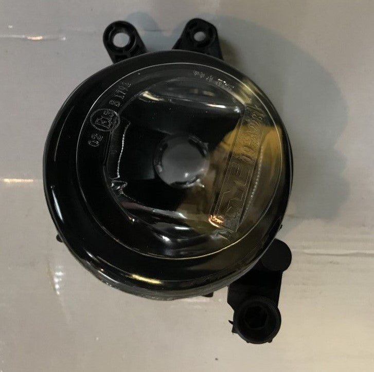 Front Off Side Left Hand Fog Light Lamp Volvo S40 2004-2007 TYC 19-A228-A1-2B