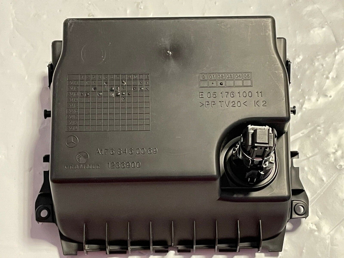 A1766800150 Genuine Mercedes Tray with 12v Socket