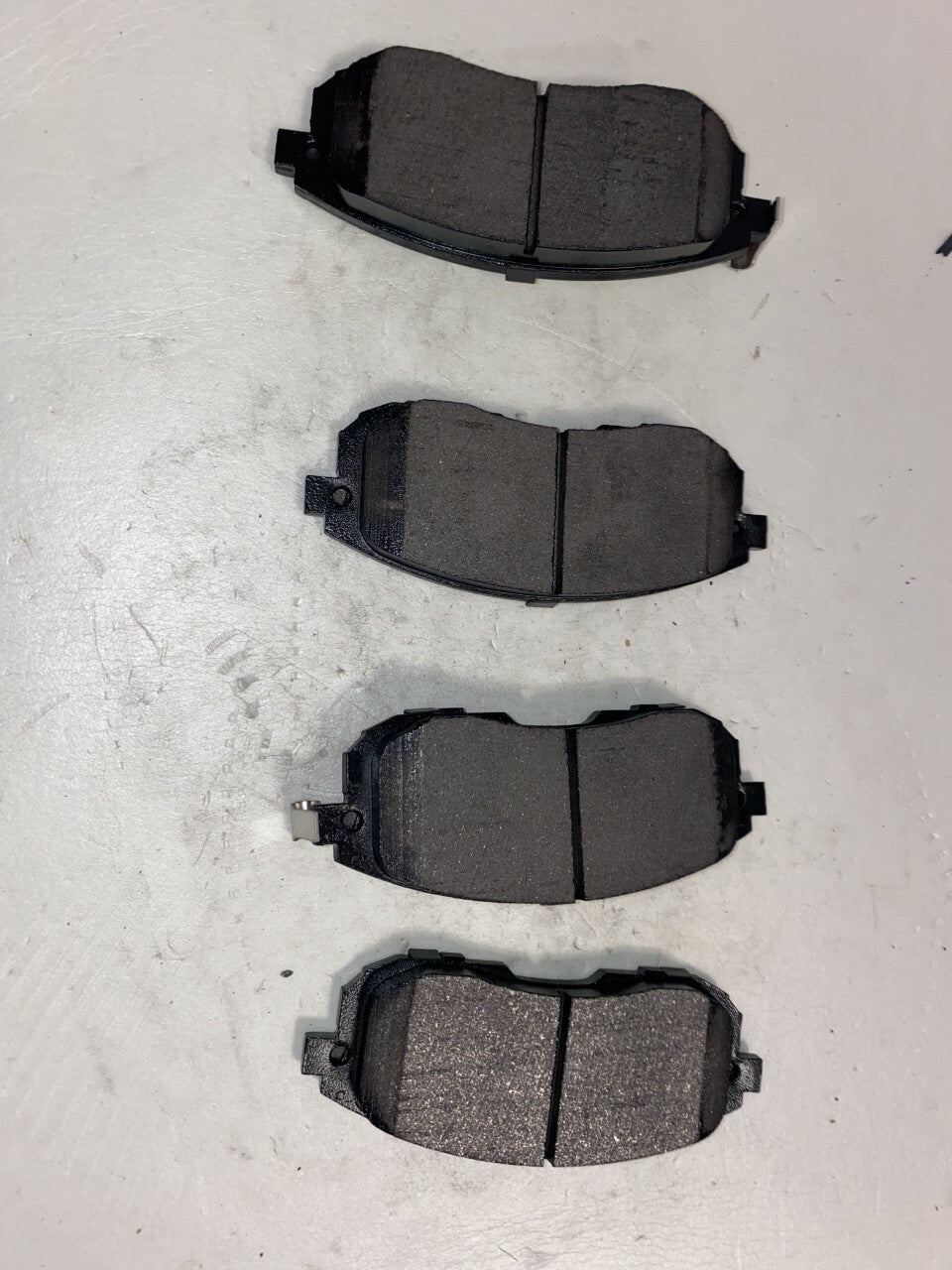 Solid Auto N104105 front Brake Pad Set