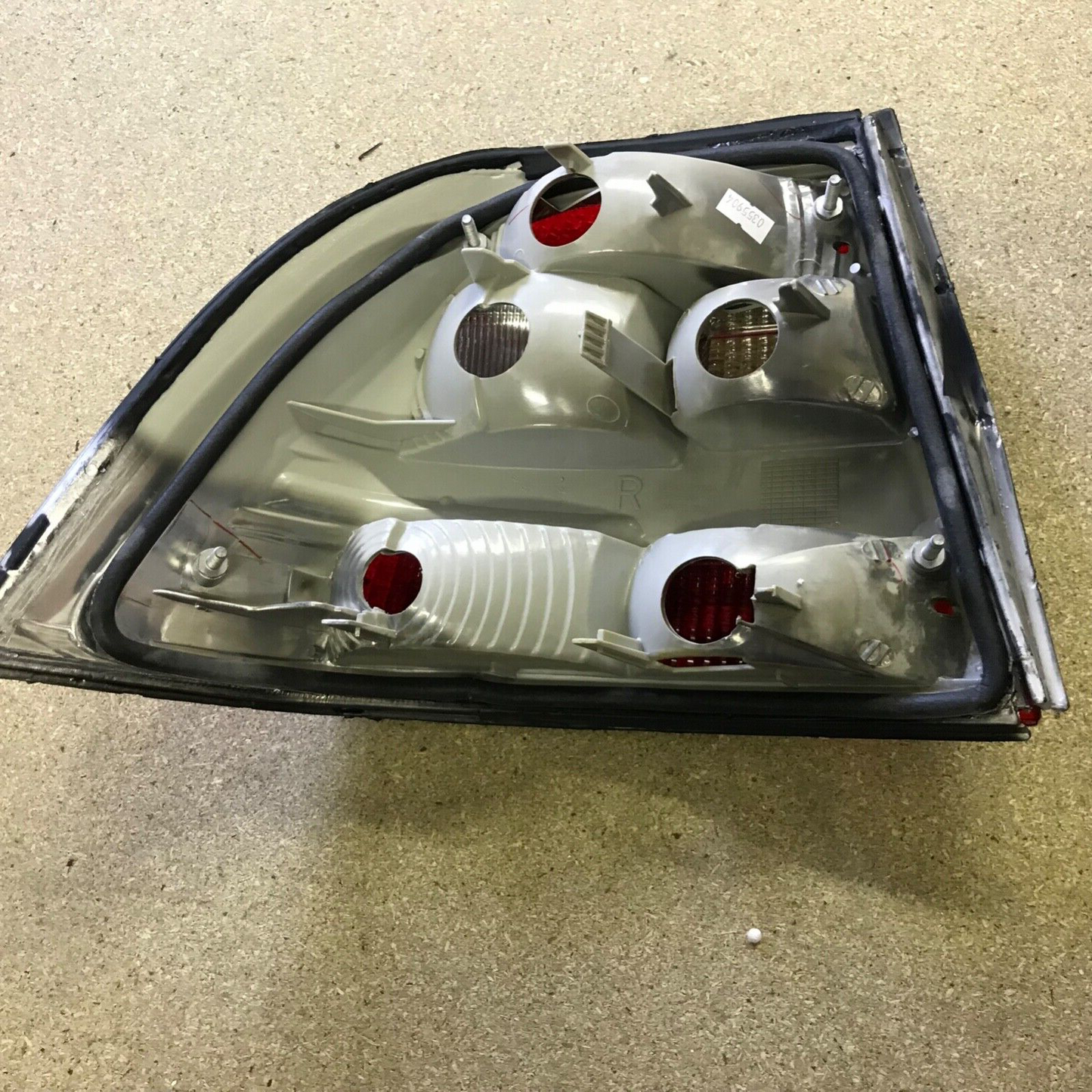 210471 Rear Right Lamp fits Vauxhall Vectra 1995-1999
