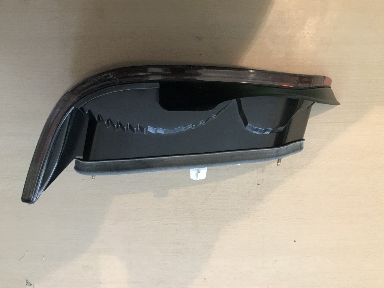 Rear Off Side Right Hand Light Lamp Peugeot 406 1995-1999 Valeo 085841