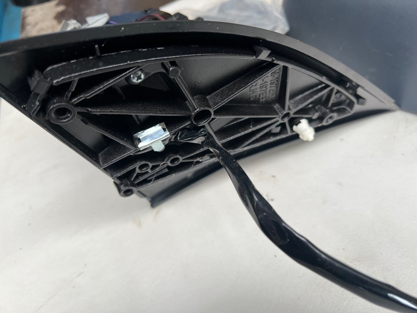 VM-197EHR Wing Mirror Off Side - No Packaging