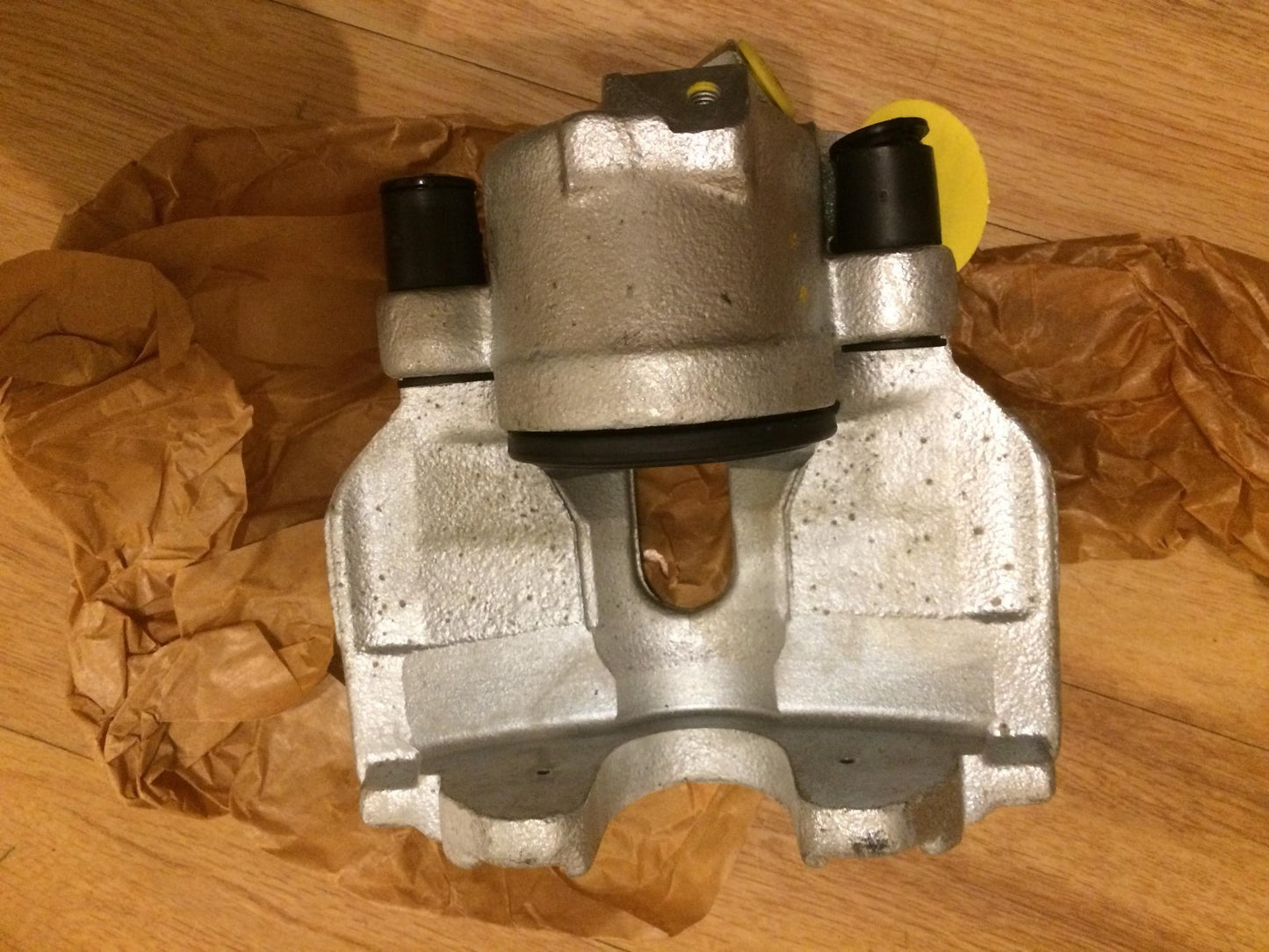 Audi A6 2.5 2.6 2.8 / Audi 100 2.6 2.8 /Front Brake Caliper Girling 7112157 NEW