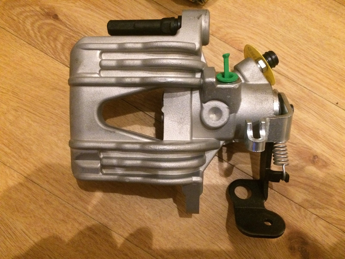 Vauxhall Astra Brake Caliper 1.8 2.0 2.2 Rear Left LH NSR Girling 7106214 NEW