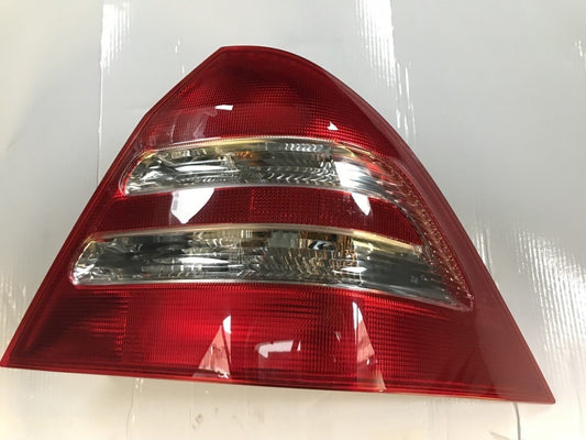 Rear Off Side Right Hand Light Lamp Mercedes C Class W203 2000-2007 LLD841