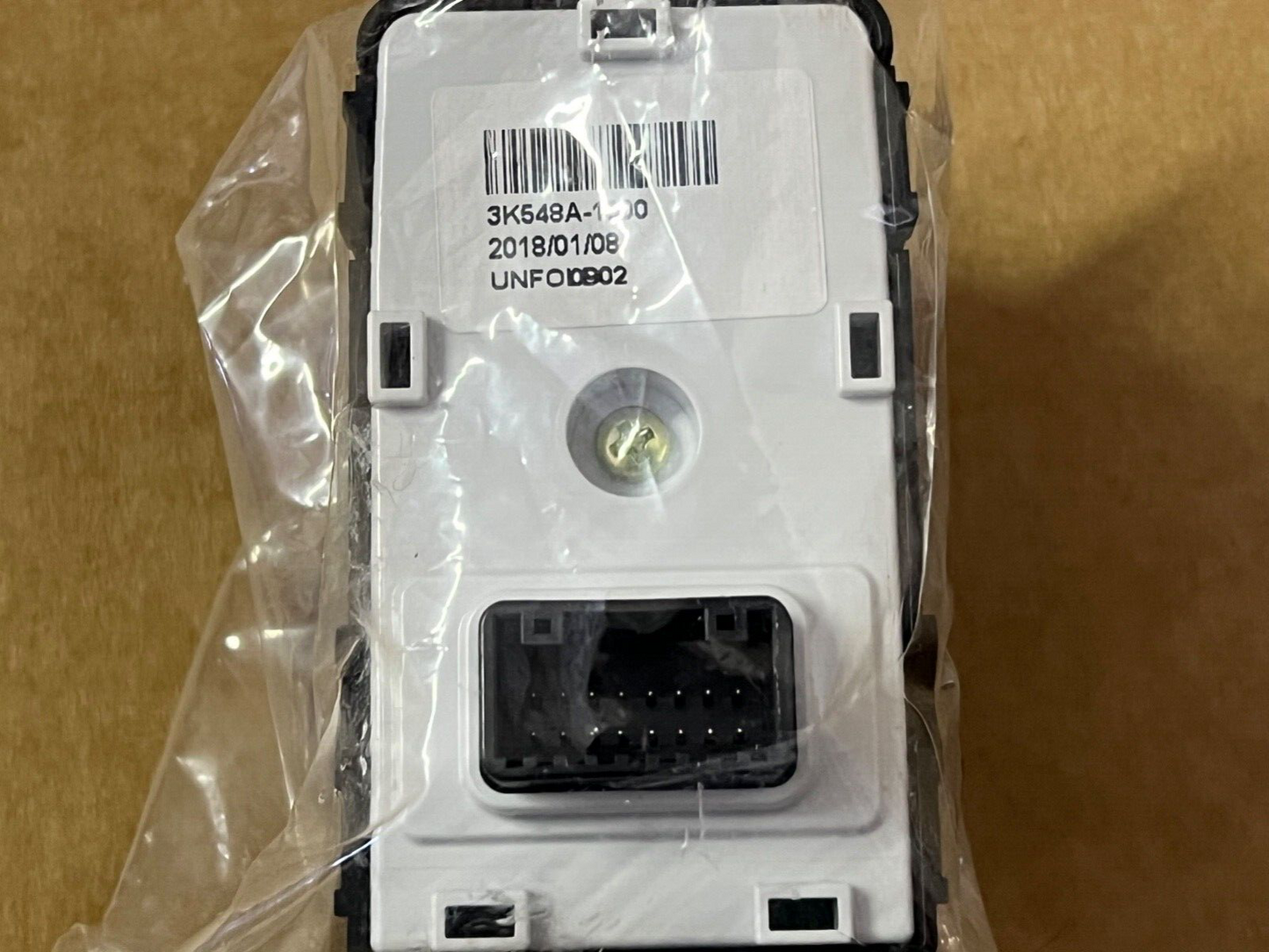 93530J9000 Genuine Hyundai Drivers Wing Mirror Control Switch Master Panel